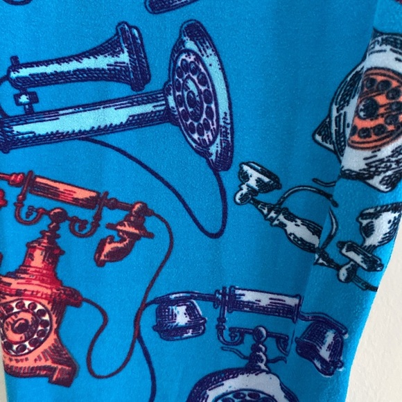 Lularoe OS Leggings Telephone print - Picture 3 of 4